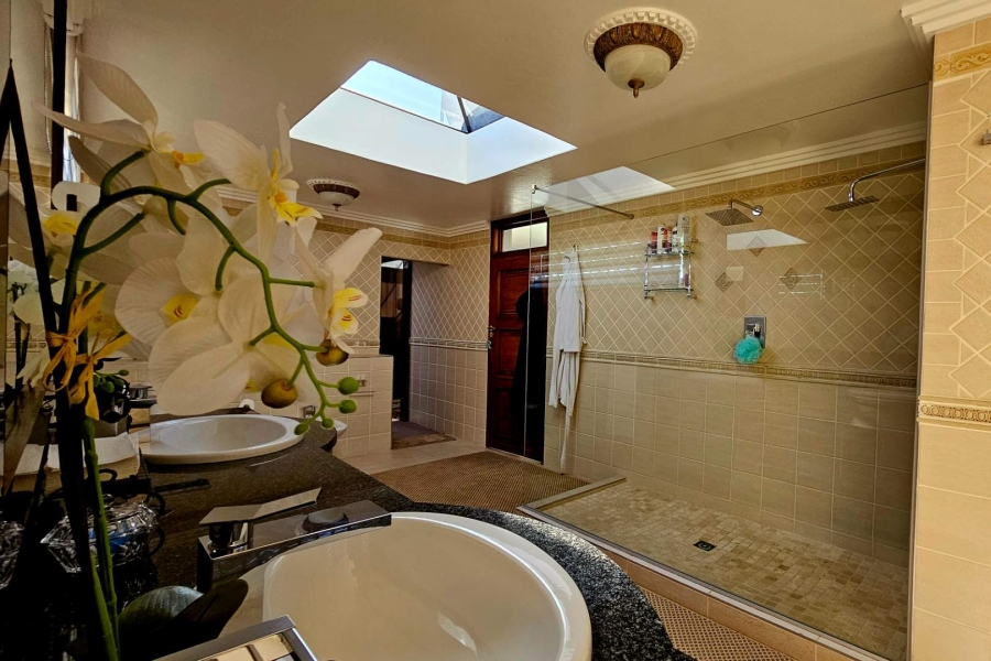 4 Bedroom Property for Sale in Heuwelsig Free State